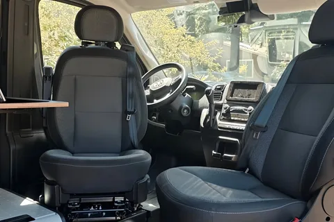 LIBRA Van