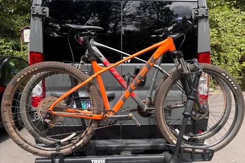LIBRA Van