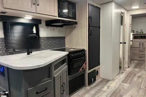 Sundance 291QB - 2 Bedroom Travel Trailer