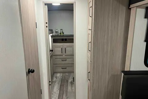 Sundance 291QB - 2 Bedroom Travel Trailer