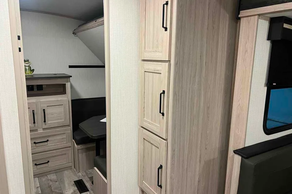 Sundance 291QB - 2 Bedroom Travel Trailer