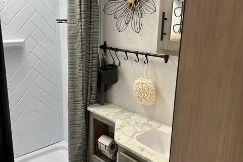 Tony's Coleman 24BH Travel Trailer
