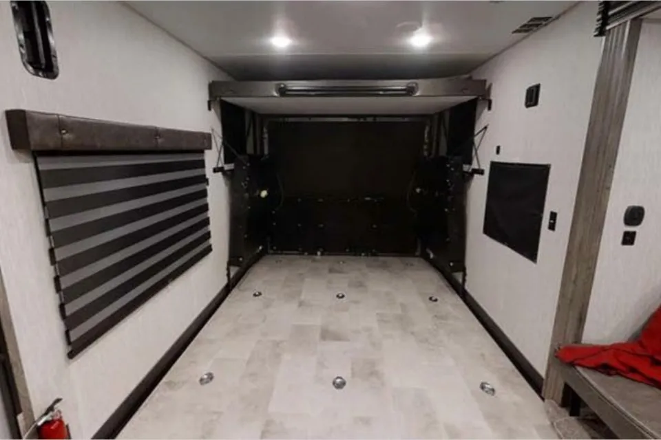 *Glamp Life* Rogue Travel Trailer