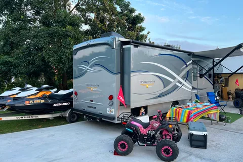 Paradise on wheels