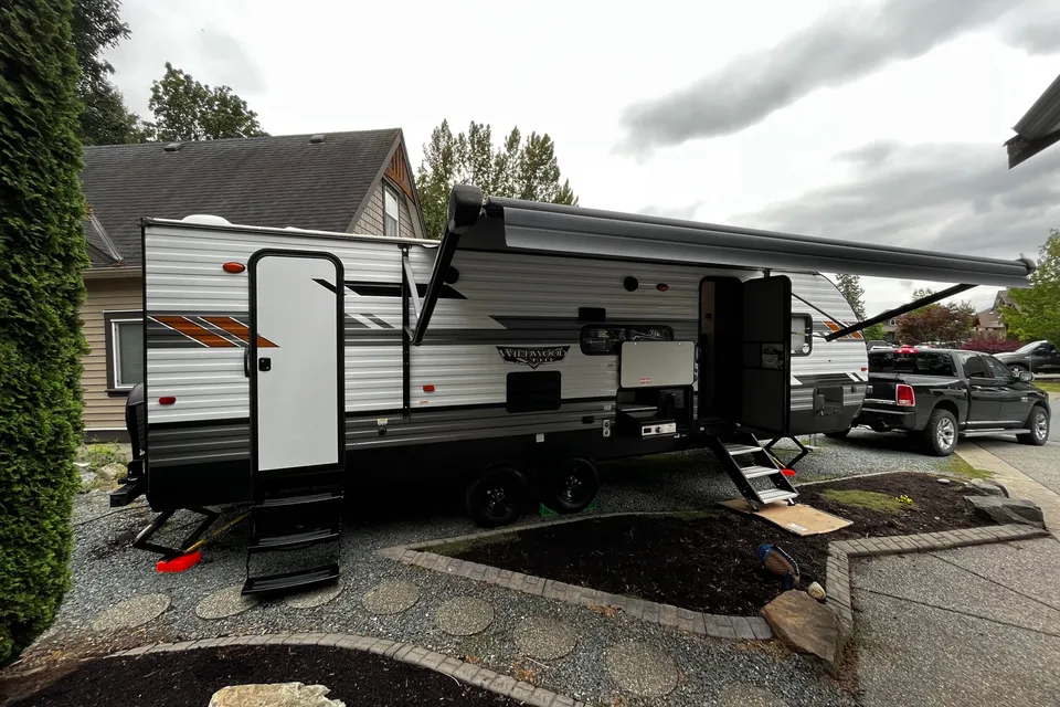 Trailer&Chill Forest River wildwood X-Lite 263BHXL Travel Trailer
