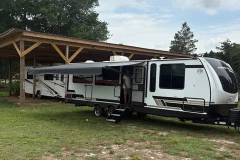 Denise's Forest River Vibe 2600RK Travel Trailer