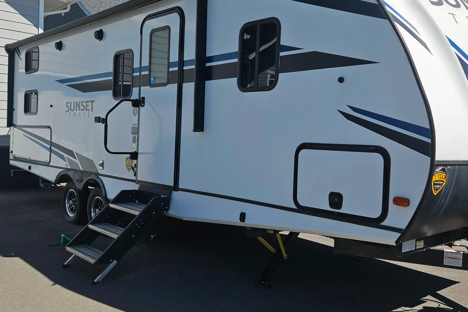 Crossroads Sunset trail Travel Trailer