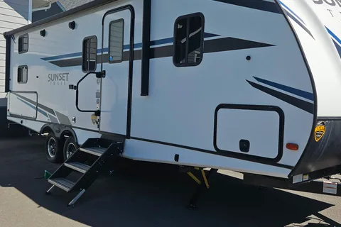 Crossroads Sunset trail Travel Trailer