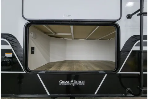 Irma's Grand Design Reflection 100 series Fifth Wheel