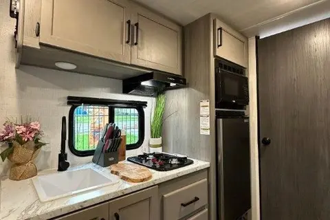 Karuka's Keystone Hideout Travel Trailer