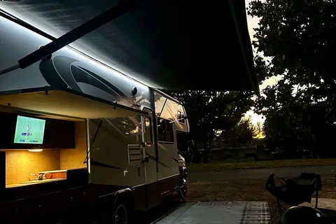 Forest River Forester 2861DS  Luxury Spacious