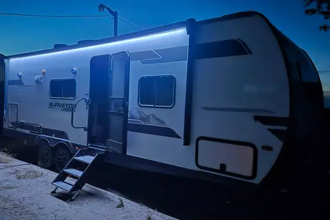 Reyes's Forest River Surveyor legend Travel Trailer