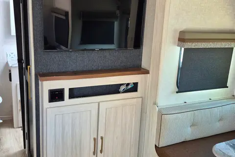 Reyes's Forest River Surveyor legend Travel Trailer