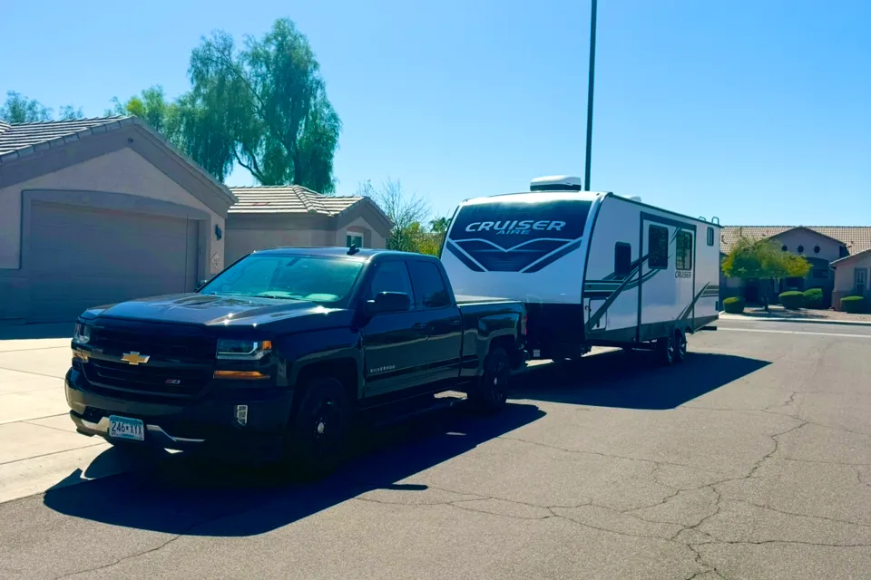 P & N Cruiser air Travel Trailer