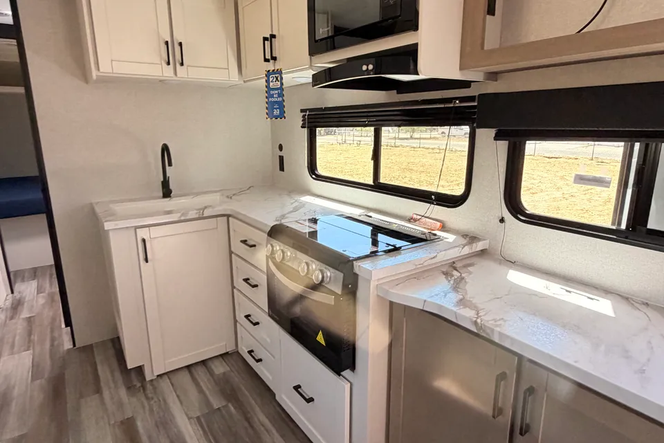ARISTIDES's Jayco Jay Flight Six Travel Trailer