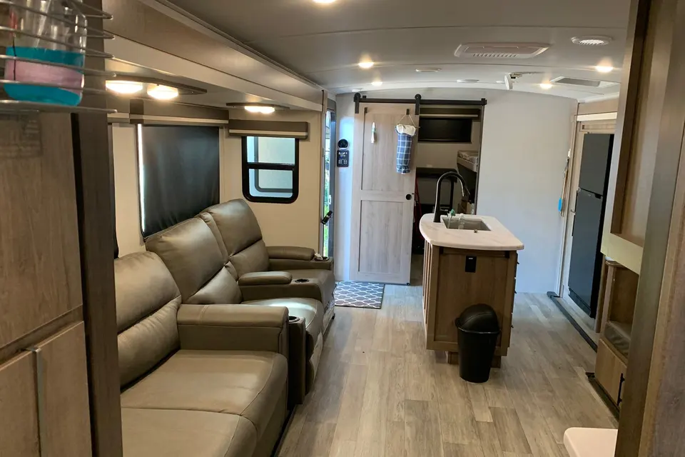 Francesco's Grand Design Imagine Travel Trailer