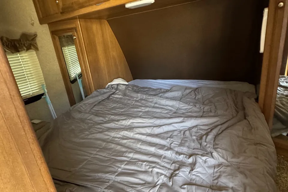 Happy Dan's Coachmen Apex 23 LE Travel Trailer