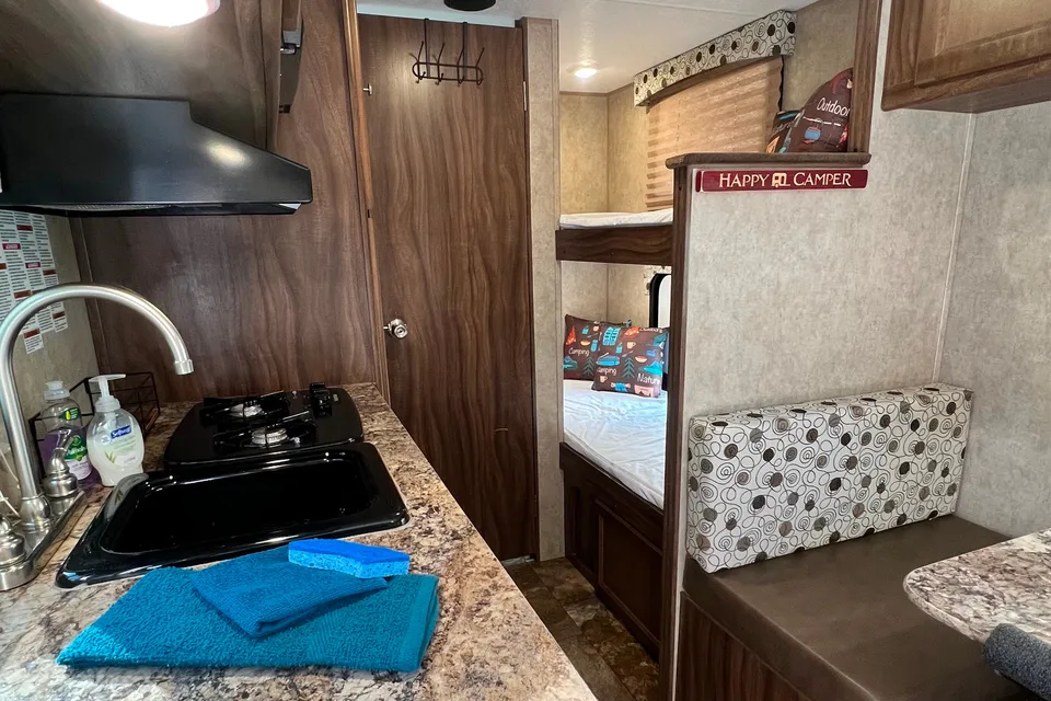 A&J’s Cozy Home on the Go