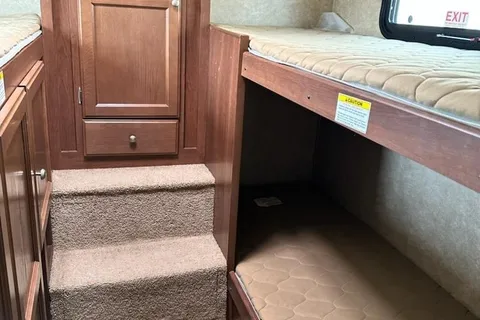 Crossroads Z-1 Travel Trailer