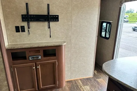 Crossroads Z-1 Travel Trailer