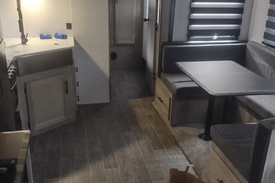 Jayson's Alpha wolf 278 bh Fifth Wheel