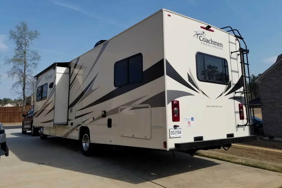FSIG Coachmen Freelander Class C