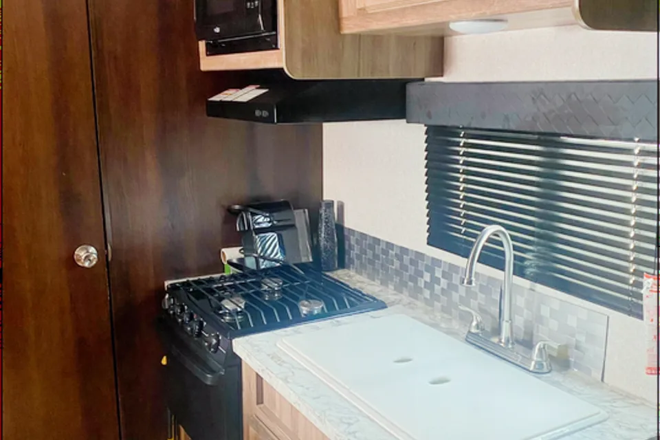 Gabriel's Jayco  Jayco feather 23 RBM  Travel Trailer