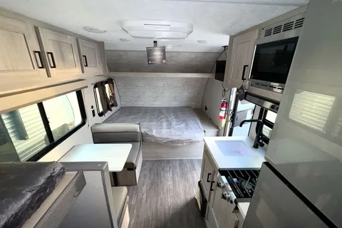 Aurora Dream Pod