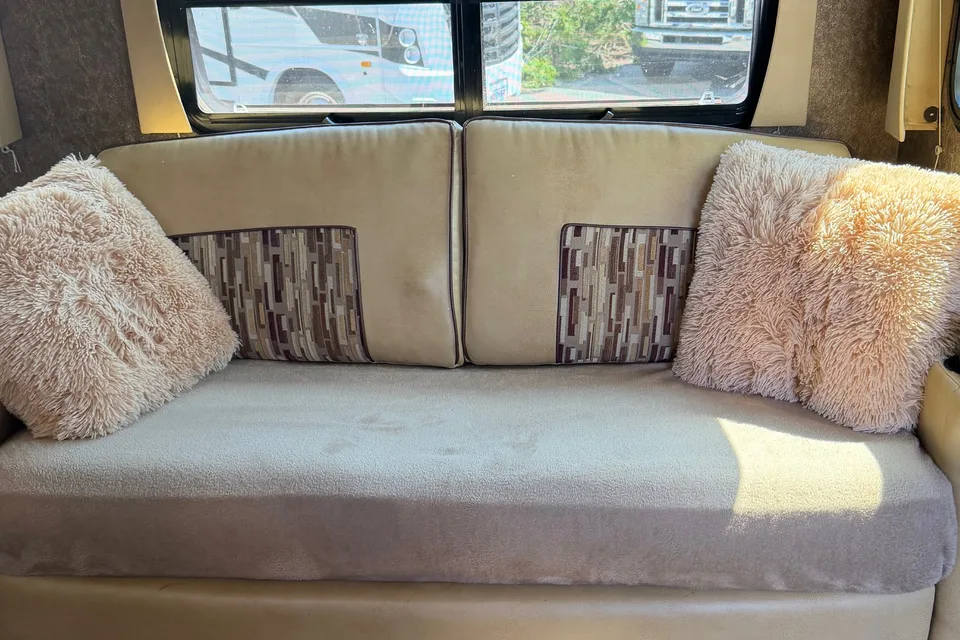 Top Notch Kodiak Travel Trailer