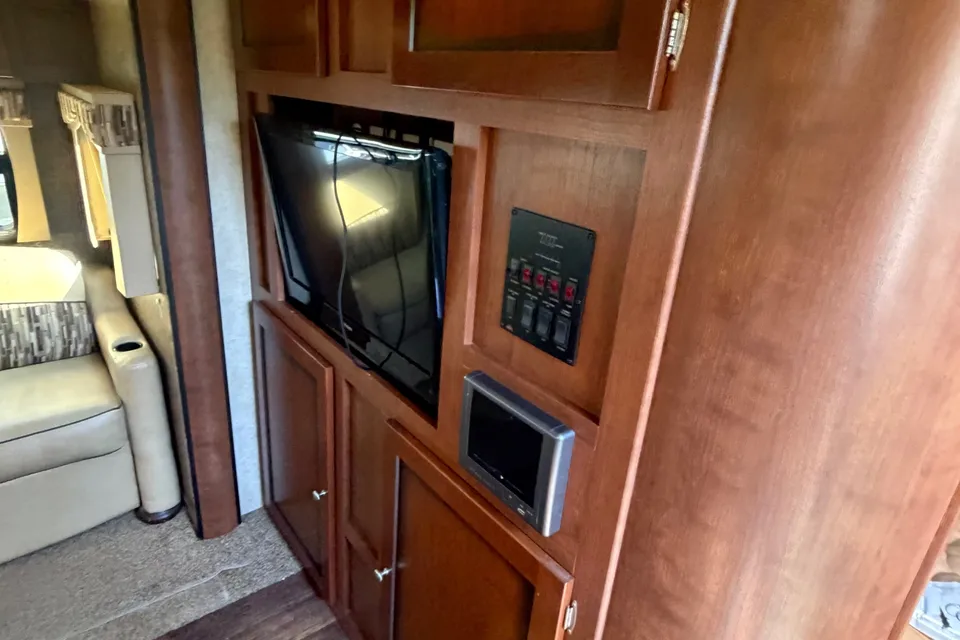 Top Notch Kodiak Travel Trailer