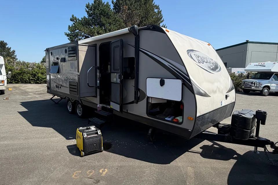 Top Notch Kodiak Travel Trailer
