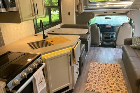Jayco Greyhawk 31F Luxury Motorhome