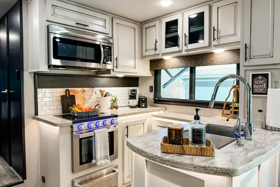 Jayco SEISMIC 4113 5TH Wheel
