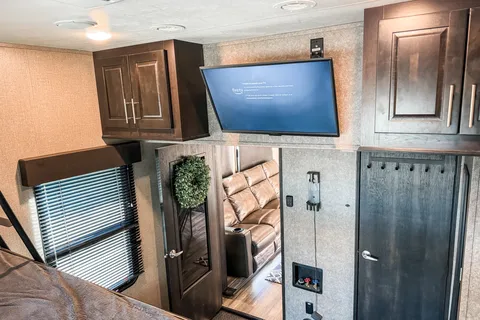 Jayco SEISMIC 4113 5TH Wheel