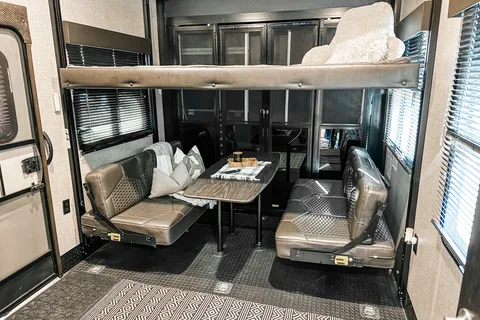 Jayco SEISMIC 4113 5TH Wheel