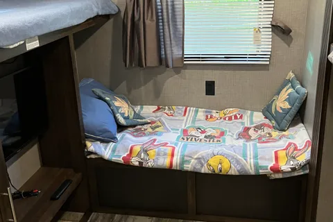 Viola's Crossroads Zinger Travel Trailer