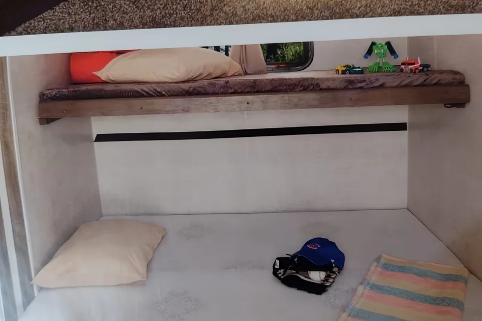 Willdwood **Huge Bunkroom** Delivery Only: Fully Equipped: No Prep Fee