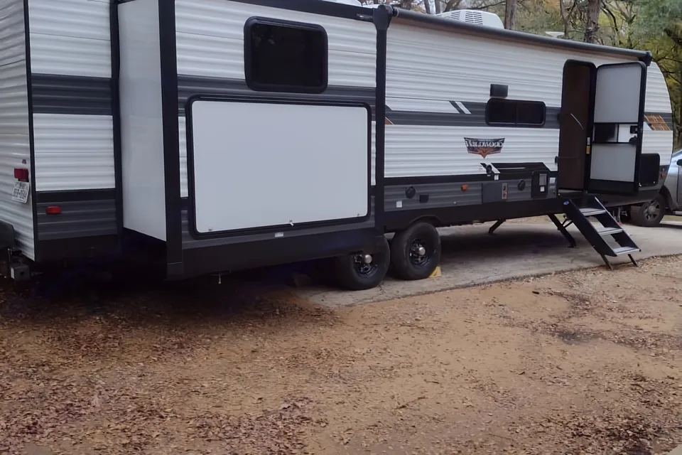 Willdwood **Huge Bunkroom** Delivery Only: Fully Equipped: No Prep Fee