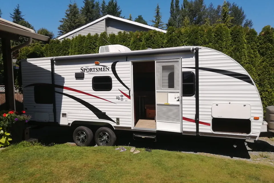 Nikki's Outdoorsman Travel Trailer