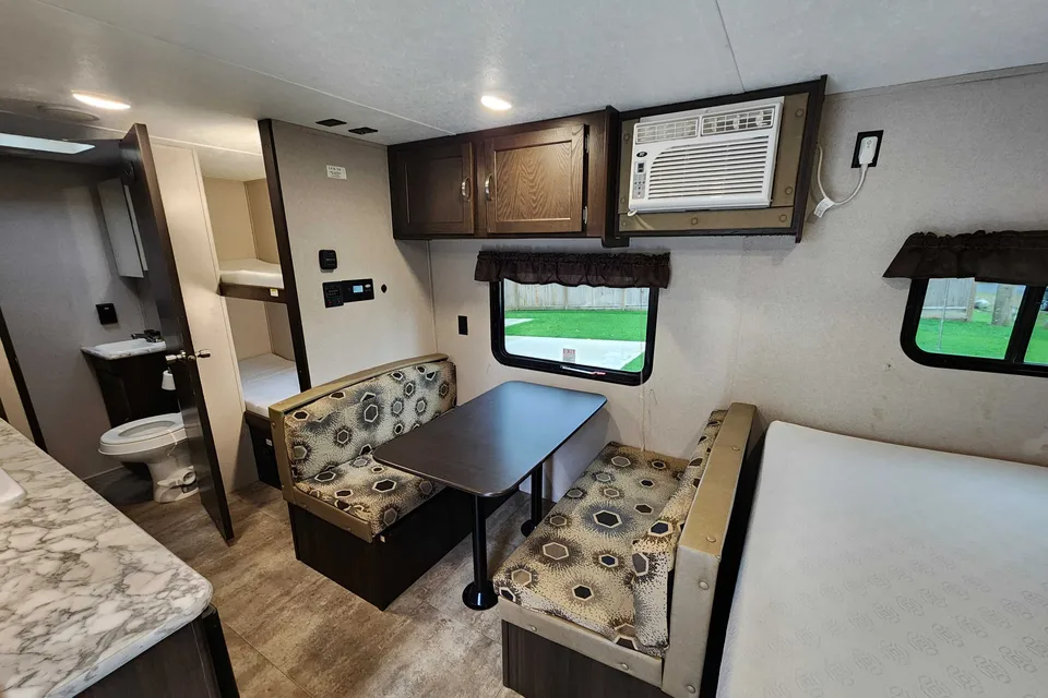 Steve's Keystone Springdale mini 1800bh Travel Trailer