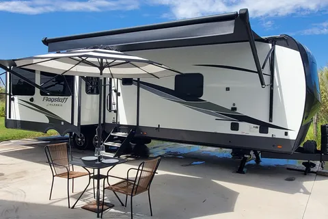 JC's Flagstaff Classic Travel Trailer