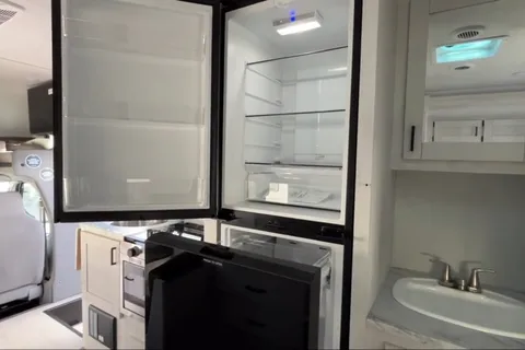 BRAND NEW 2025 AWESOME RV