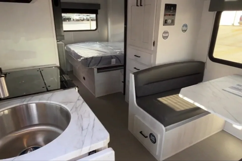 BRAND NEW 2025 AWESOME RV