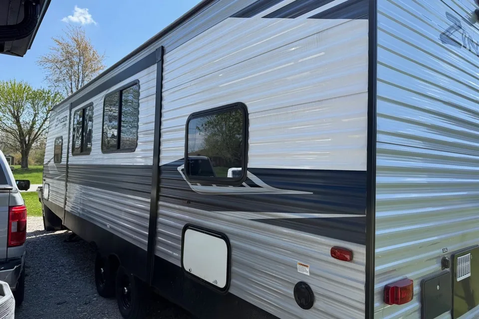 James's Keystone Zinger lite Travel Trailer
