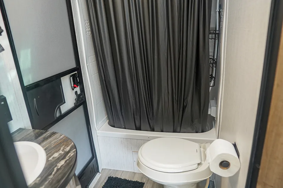  💥🏕️😍 2023 Pioneer BH270, Brand New, Sleeps 8 💥🏕️😍