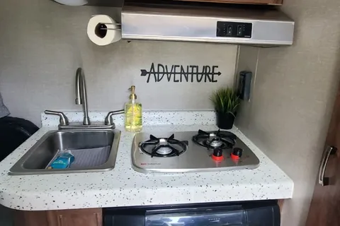 Adventure Made Easy | Lightweight Camper • SUV Towable • State Park Friendly