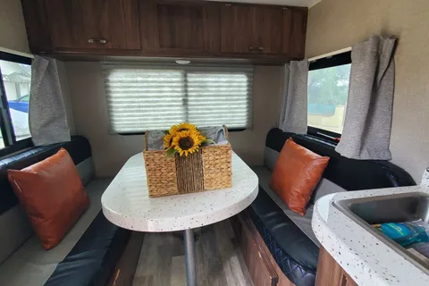 Adventure Made Easy | Lightweight Camper • SUV Towable • State Park Friendly