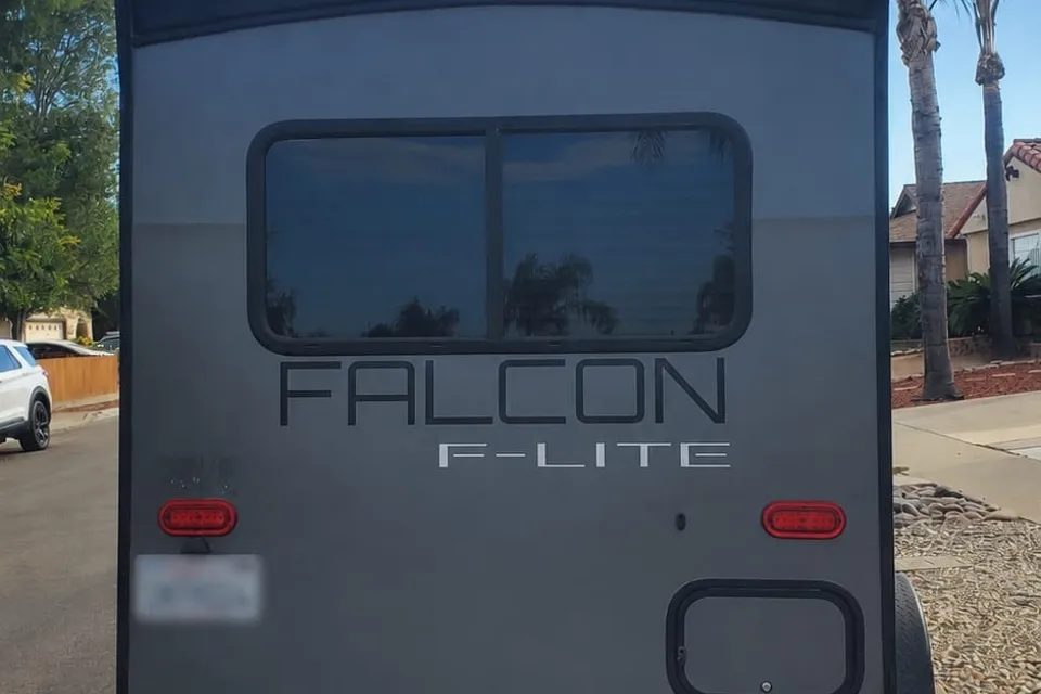 Adventure Made Easy | Lightweight Camper • SUV Towable • State Park Friendly