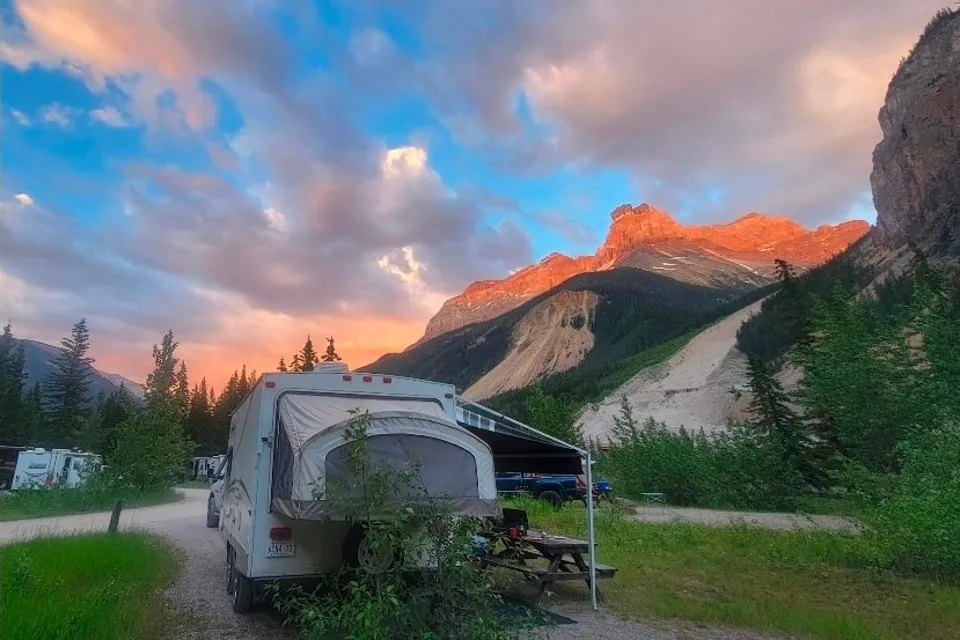 Canadian Rockies Explorer