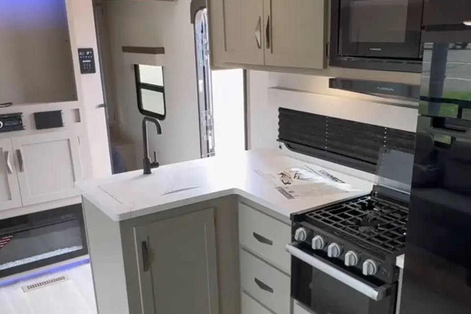 Browne’s s RV Cottage